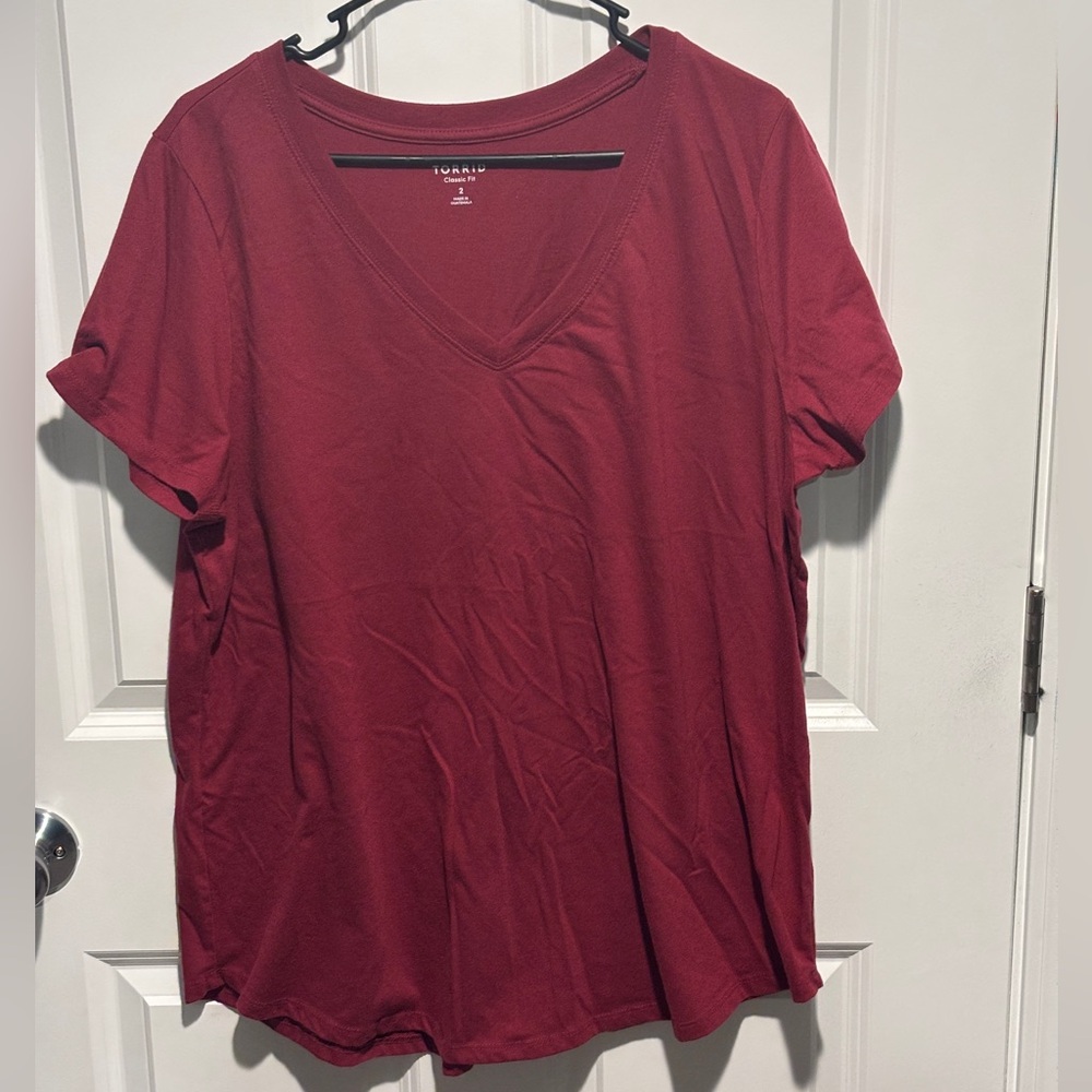 Torrid MAROON Girlfriend V-Neck Tee